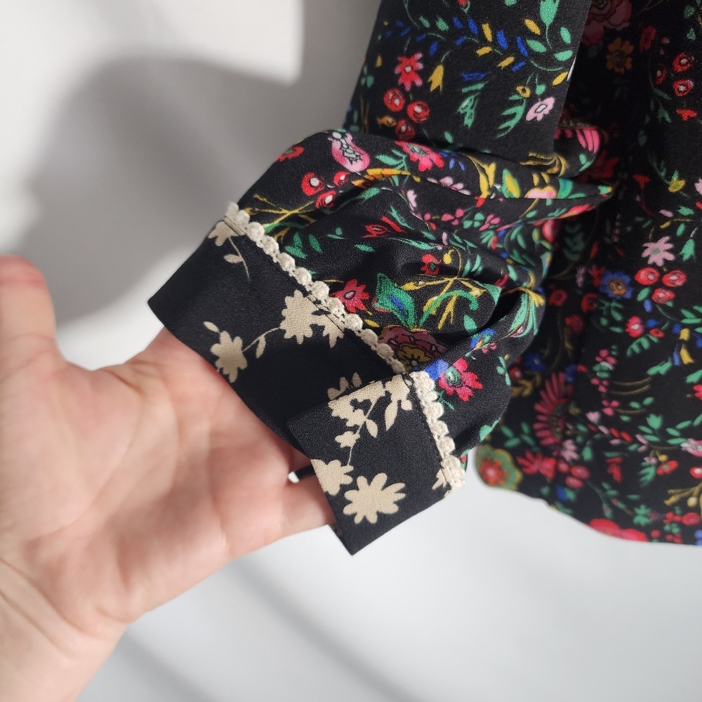 LOGO Lori Goldstein Floral‎ Button Front Jacket Black Multi Color Crochet Trim L - Picture 5 of 11